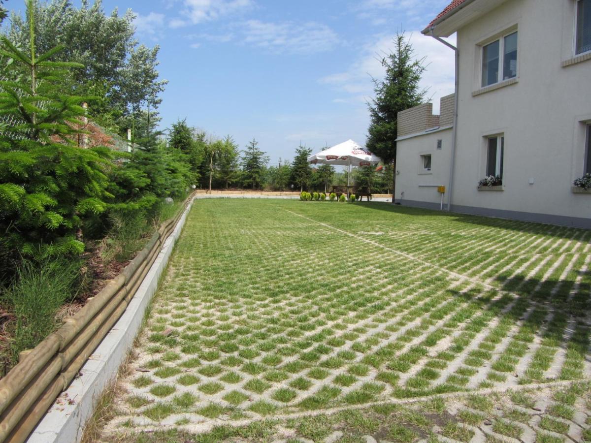Pokoj Vivat Mierzyn  Bagian luar foto